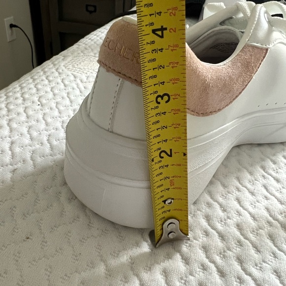 Skechers White and Pink Women's Sneakers - Picture 9 of 10